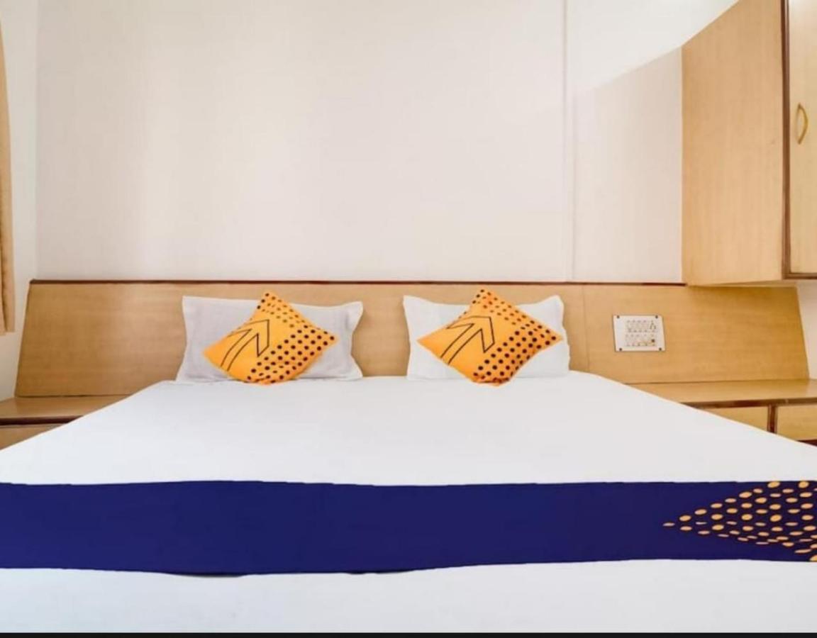 Hotel Rahi Nashik Εξωτερικό φωτογραφία