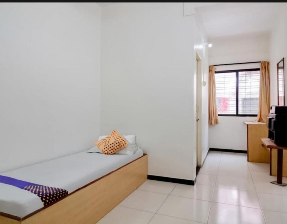 Hotel Rahi Nashik Εξωτερικό φωτογραφία